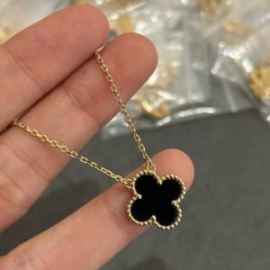 oVCAo Necklaces 0291
