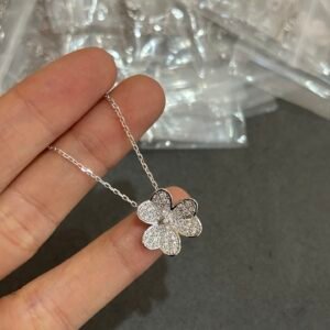 oVCAo Necklaces 0299