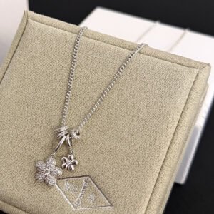 oVCAo Necklaces 0382
