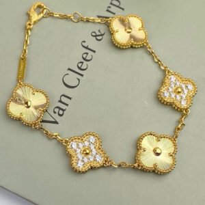 oVCAo Bracelets