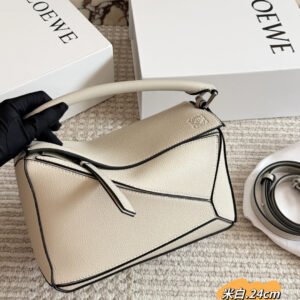 oLOEWEo Bags 0027