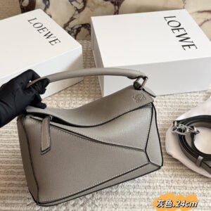 oLOEWEo Bags 0031
