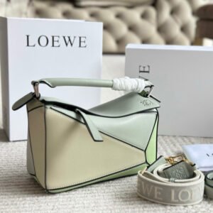 oLOEWEo Bags 0061