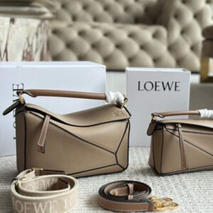 oLOEWEo Bags 0070