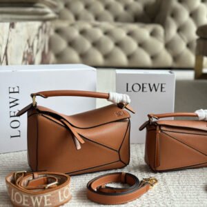 oLOEWEo Bags 0071