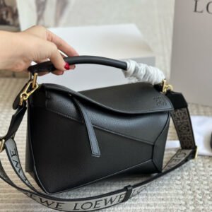 oLOEWEo Bags 0074