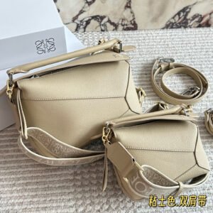 oLOEWEo Bags 0135