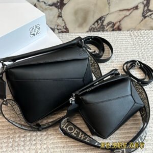 oLOEWEo Bags 0154