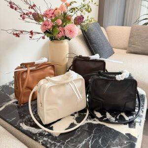 oLOEWEo Bags 0160