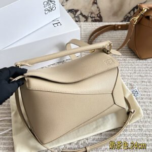 oLOEWEo Bags 0167