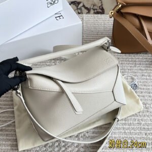 oLOEWEo Bags 0168