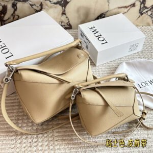 oLOEWEo Bags 0175