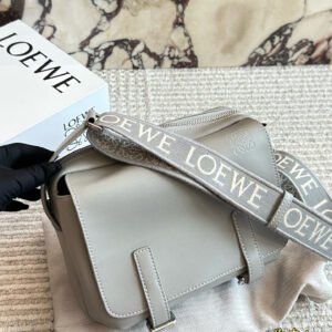 oLOEWEo Bags 0178
