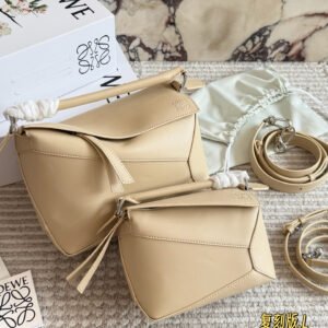 oLOEWEo Bags 0202
