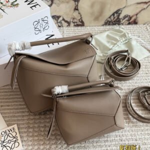 oLOEWEo Bags 0203