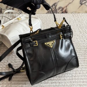 oPRADAo Bags 0004