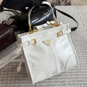 oPRADAo Bags 0005