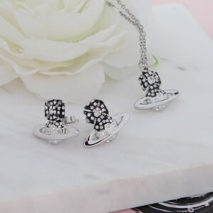 oVWo Necklaces 0420