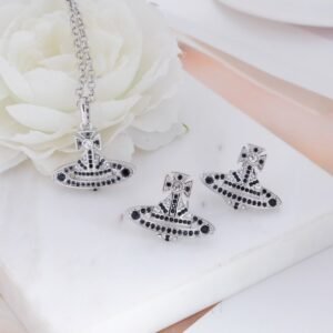 oVWo Necklaces 0426