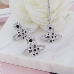 oVWo Necklaces 0515