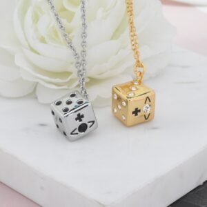 oVWo Necklaces 0516