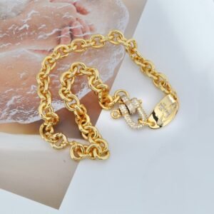 oVWo Necklaces 0607