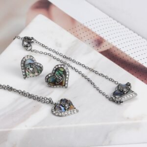 oVWo Necklaces 0623