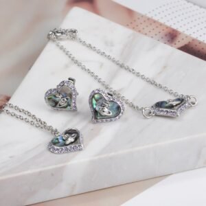 oVWo Necklaces 0629