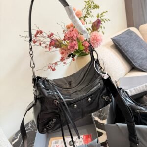oBALENCIAGAo Bags 0159