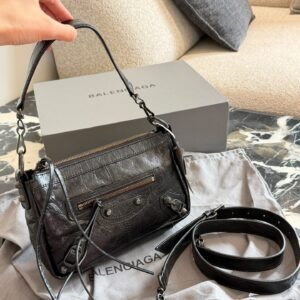 oBALENCIAGAo Bags 0172