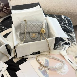 oCHANELo Bags 9084