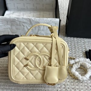 oCHANELo Bags 9306
