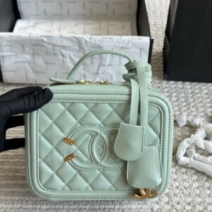oCHANELo Bags 9307
