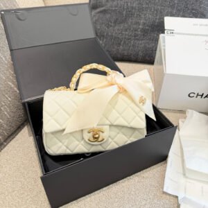 oCHANELo Bags 9354