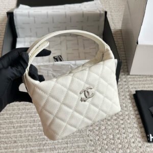oCHANELo Bags 9411