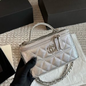 oCHANELo Bags 9428