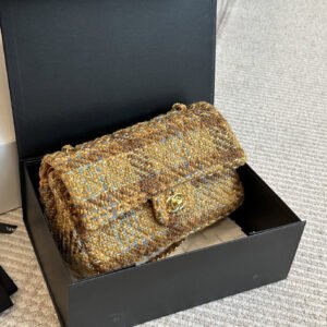 oCHANELo Bags 9443