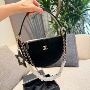 oCHANELo Bags 9488