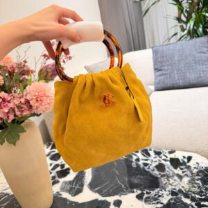 oCHANELo Bags 9528