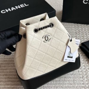 oCHANELo Bags 9542