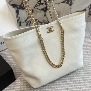 oCHANELo Bags 9548