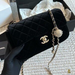 oCHANELo Bags 9621