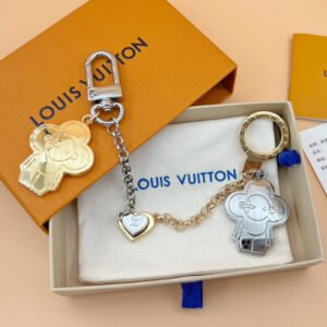 oLVo Charms 0013