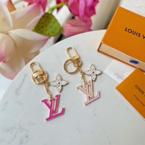 oLVo Charms 0041