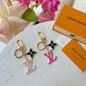 oLVo Charms 0043