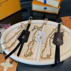 oLVo Charms 0066
