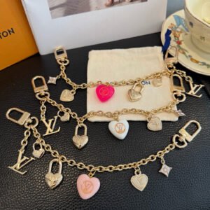 oLVo Charms 0078