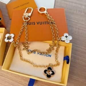 oLVo Charms 0096