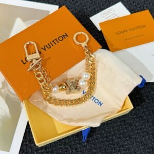 oLVo Charms 0224