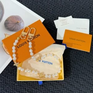 oLVo Charms 0228
